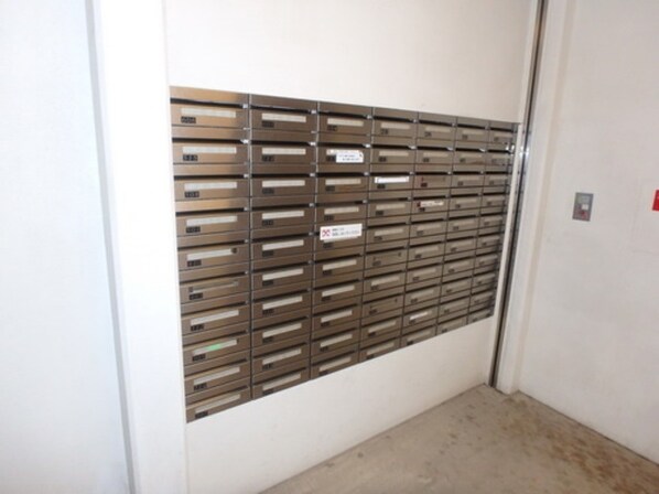 コンフォリア東池袋WESTの物件内観写真